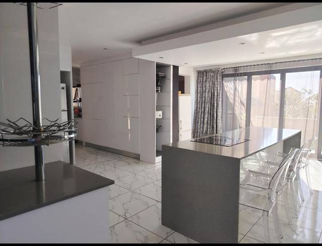 5 BEDROOM HOUSE FOR SALE IN BENDOR